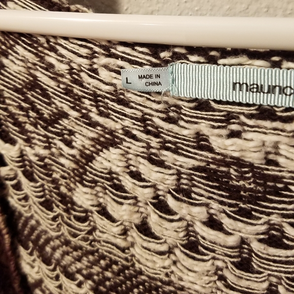 Cardigan with hood - Picture 2 of 3